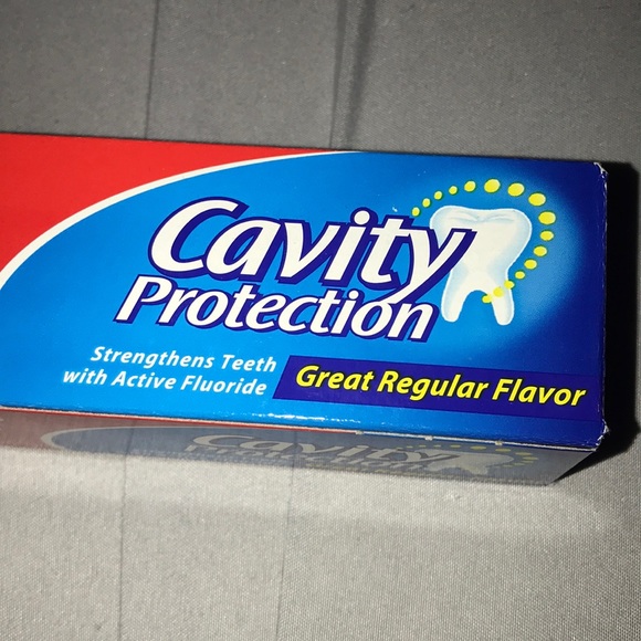 Supreme Colgate Toothpaste🆕 - Picture 4 of 12